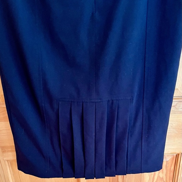 Worthington Stretch Navy Blue Pencil Skirt Lined Front Slit Pleats SZ 6 Preppy - Picture 7 of 12